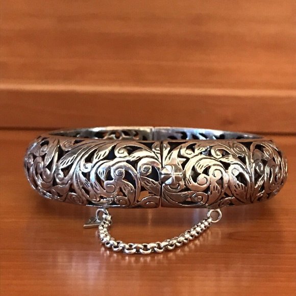 Silpada Sterling Silver Bangle Bracelet
